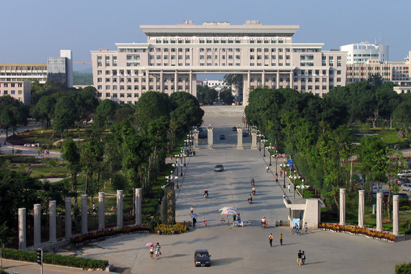 廣西大學